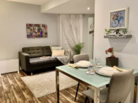 Private Cozy 1 Bedroom Apartment!!! Dedicated Wok Desk and Free Parking. Hotels in Ajax