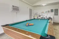 Pregame Pool Matches, 1 Mi to UO Campus - Bungalows