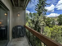 Sunriver Condos E104 2 Bedroom Condo Hotels in Eagle-Vail