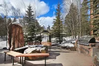 8824 the Springs 2 Bedroom Condo by RedAwning