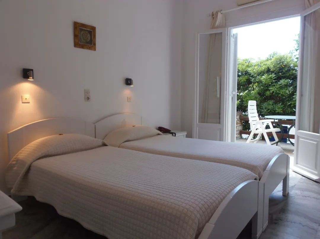 Hotel Manos - Paros