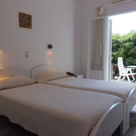 Hotel Manos