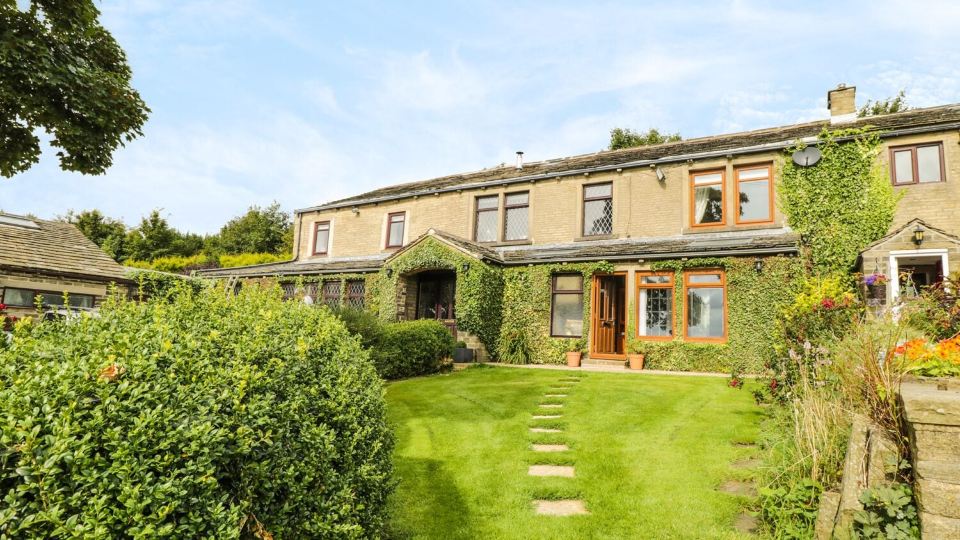 Upper Highlees Farm