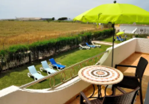 Tonel Apartamentos Turisticos