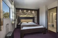 Les Portes d'Apcher Hotels in Rimeize