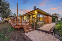 Private Pool & Large Deck: Modern Cotati Villa! - مسبح خاص