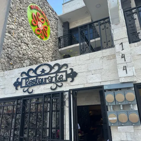 Mandarina's House Hotel