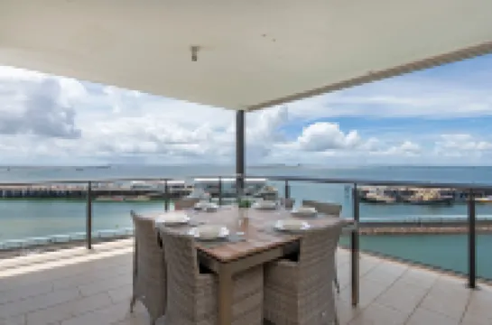 Darwin Waterfront Luxury Suites