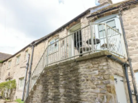 In & Out Cottage Hotels in Middleham