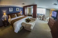 Hotel Emperador Hotels in Parroquia Antonio Jose Holguin