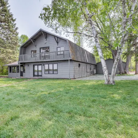 Private Beach: Lakefront Escape in Brainerd!
