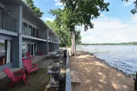 Delton Oaks Resort Hoteles en Lake Delton