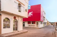 Casablanca Hotel, RestoBar, Catering, Eventos & Turismo en Garzón فنادق في 