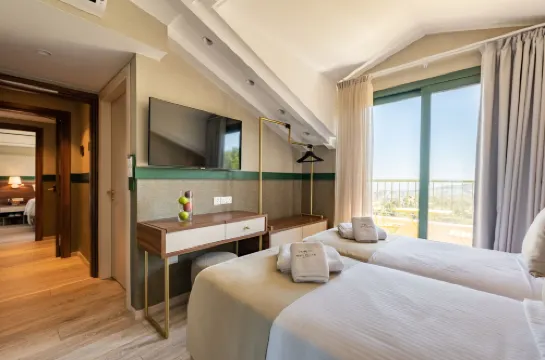 Petit Palais Platres Boutique Hotel - Ramah Hewan Peliharaan