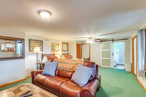 Tallassee Family Home w/ Stunning Smoky Mtn Views - Boutique