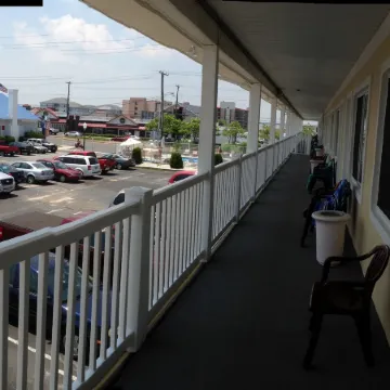 Kings Arms Motel