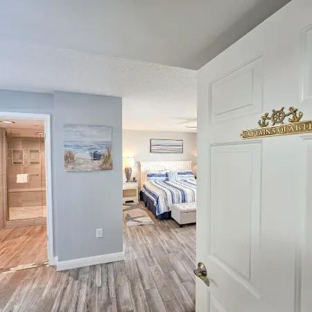 204b 2 Bedroom Condo