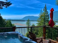 The Fraser River's Edge B&B Lodge Hotels in Chilliwack