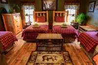 RoosterComb Inn Hotels in Keene