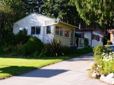 Seaside Villa Motel & RV Park