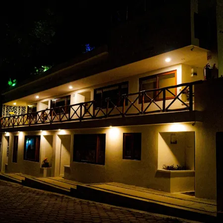 Hotel Azul Maya