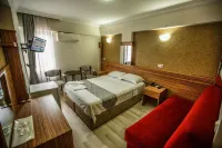 Hotel Cenka Ephesus - Bed and Breakfasts