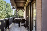 Adventure Hub-Ski Resorts, Backcountry & Park City 3203 Condo