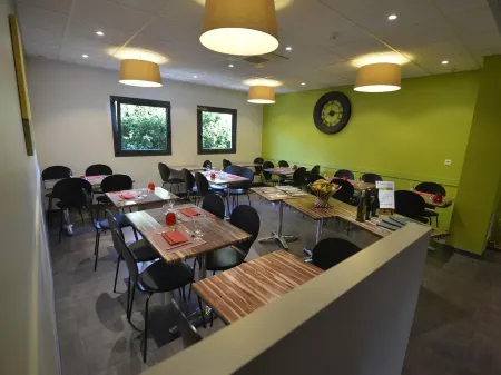 Côté Hôtel Отели в г. Тезе