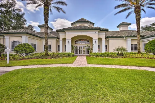Resort-Style Condo w/ Pool: 6 Mi to Magic Kingdom - Spa