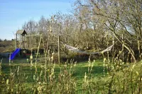 Large, detached cottage, 5 stars, near the beach, beautiful view. Hotels in Buren