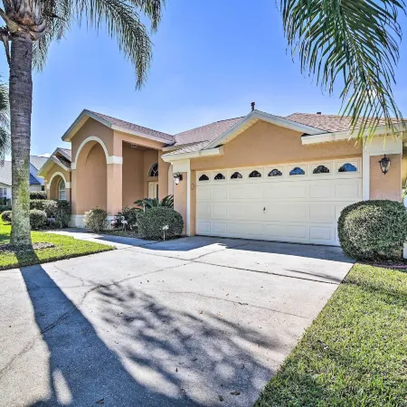 12 Miles to Disney: Clermont Villa w/ Heated Pool