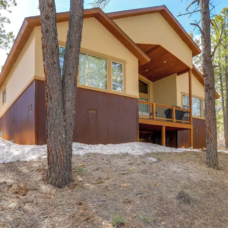 Beautiful Pagosa Springs Home w/ Deck & Grill