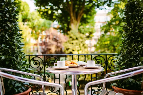 Henley House Hotel Featured Photos