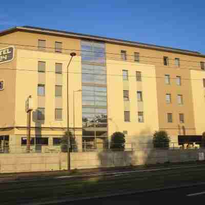 H24 HOTEL Le Mans Hotel Exterior