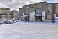 Winter Park Condo w/ Fireplace - 4 Mi to Slopes! - que admiten mascotas