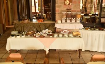 Mont Helmos Hotel