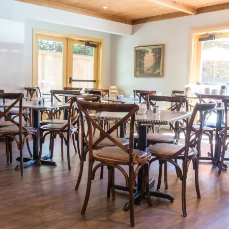 Riverside Inn