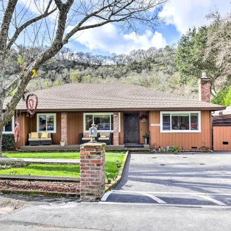 Wine Country Retreat at Private Creekside House!