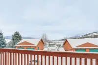 5 Mi to Keystone Resort Mountain-View Townhome! - 3-Star