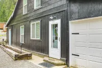 Avery Creek Cabins: Hike, Bike, Fish + More! - parking