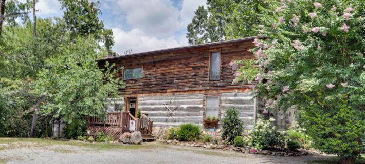 Riverfront Couples Retreat in Smoky Mountains! Hoteles en Condado de Blount