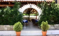Hotel Galaxidi - Pet friendly