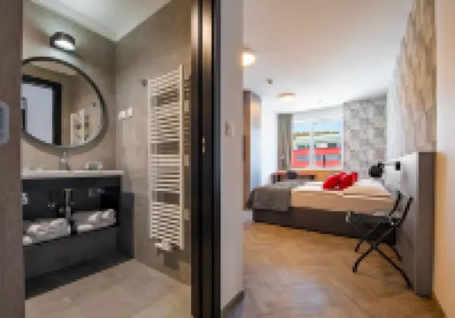 Urban Ring Hotel - 4-Star