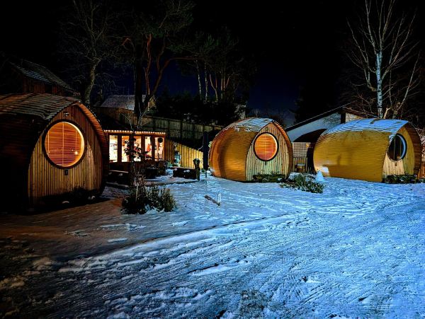 Eriskay Guest House and Aviemore Glamping