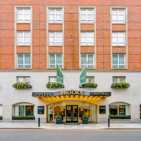 Brooks Hotel