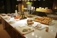 DoubleTree by Hilton Girona Hotels in Canet d'Adri