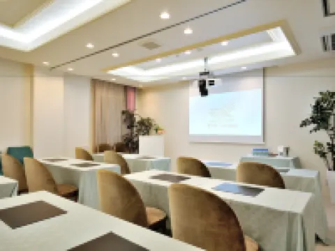 GRAND PARK HOTEL THE LUXUEUX MINAMI KASHIWA Hotels in Kashiwa