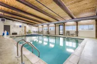 Baraga Lakeside Inn