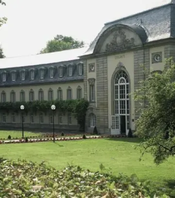 伊斯帕拉德大酒店 巴特嫩多夫酒店