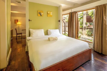 Olma Colonial Suites Отели рядом с Аэропорт Котока